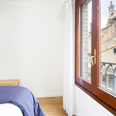 Apartamento Con Vistas En Centro Historico Zaragoza Exteriér fotografie