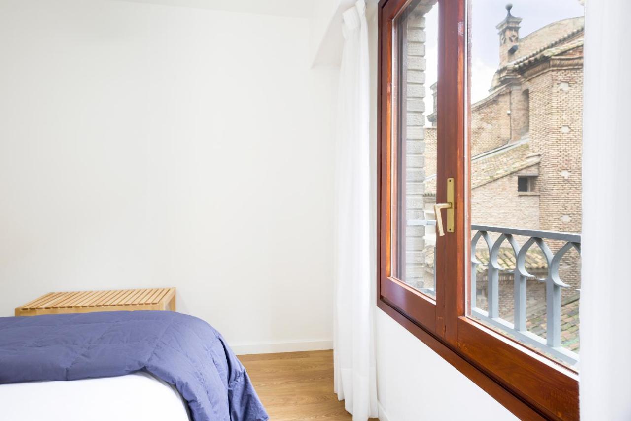 Apartamento Con Vistas En Centro Historico Zaragoza Exteriér fotografie